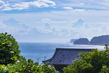 Yuigahama Beach